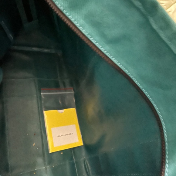 Marc Jacobs Women's The Large Tote Bag - Picture 6 of 6